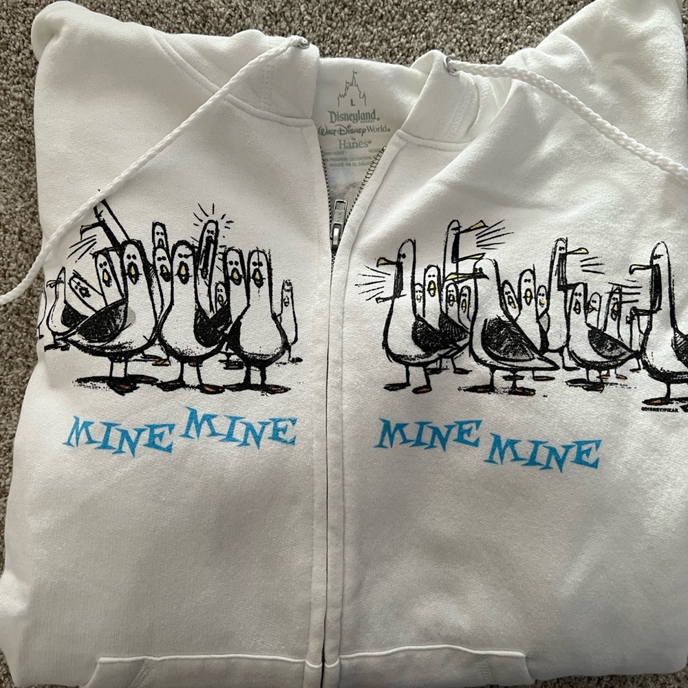 Disneyland “Mine” Sweatshirt (Finding Nemo) NWOT - Large